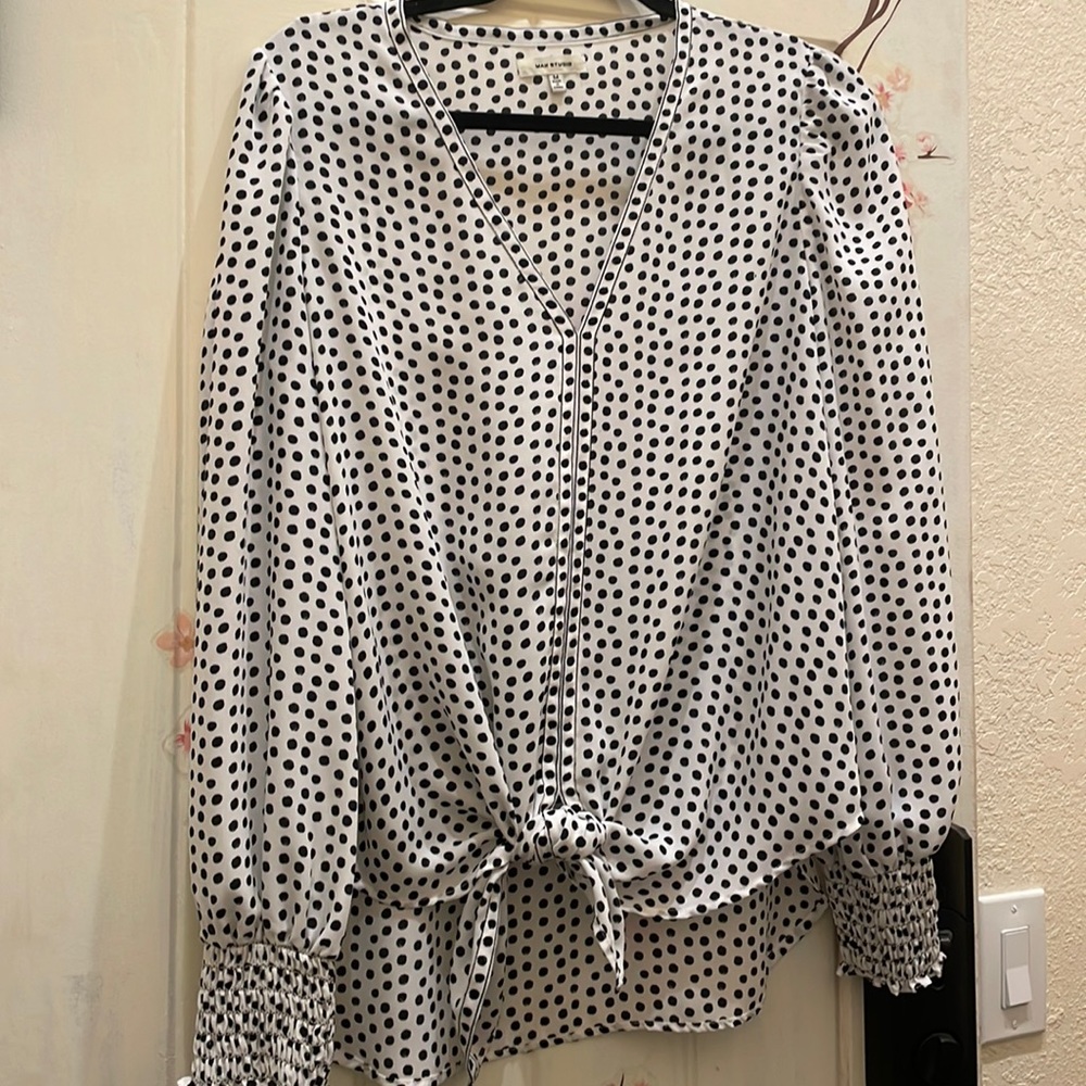 Black & white polka dot blouse